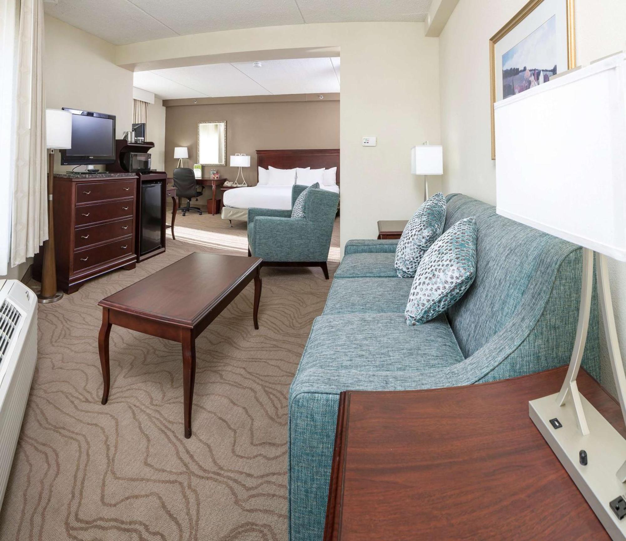 Doubletree By Hilton Boston-Milford Hotel Ngoại thất bức ảnh