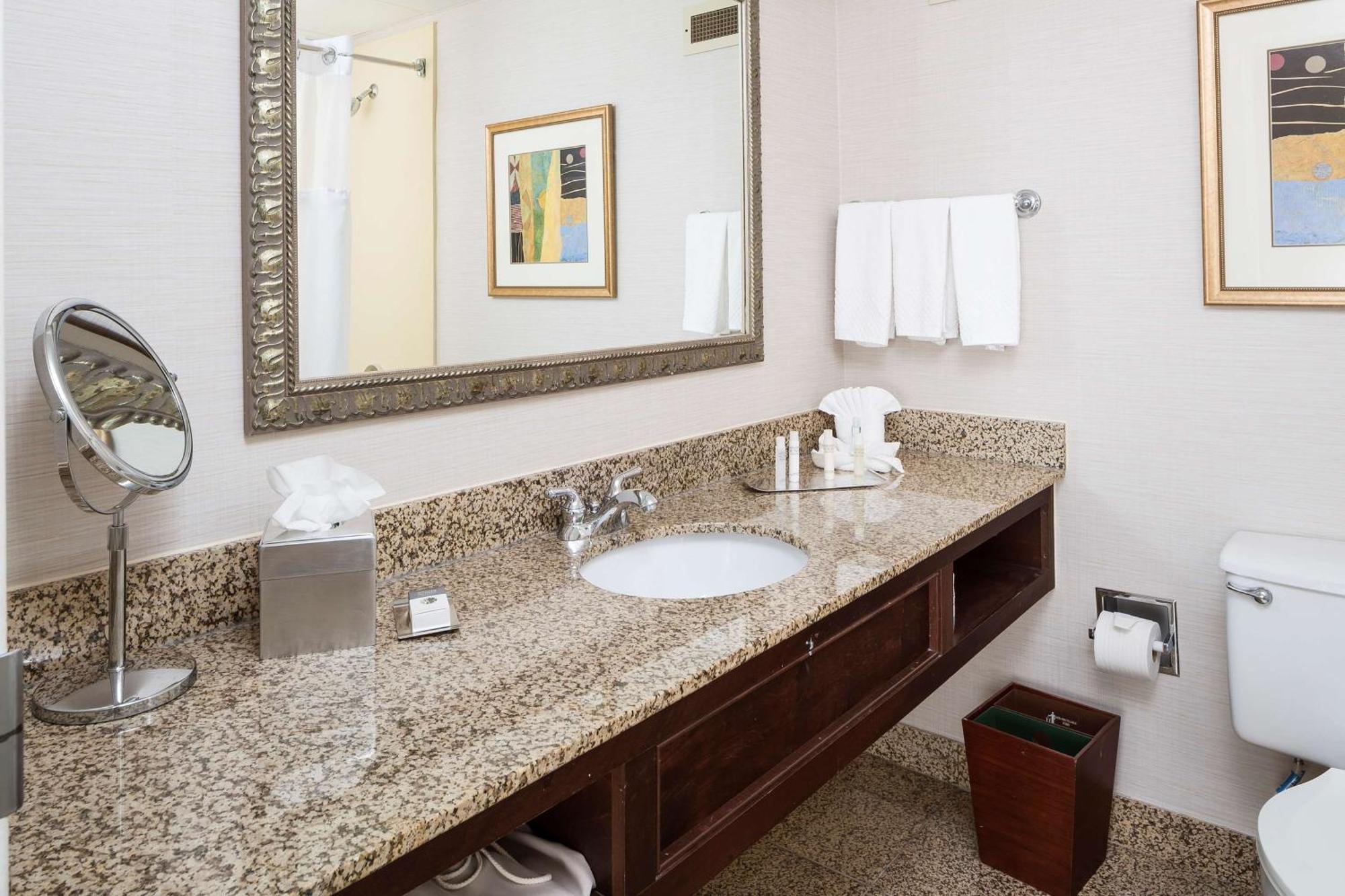 Doubletree By Hilton Boston-Milford Hotel Ngoại thất bức ảnh